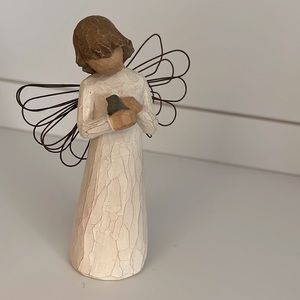 Willow Tree Demdaco “Angel of Healing” collectible statue
